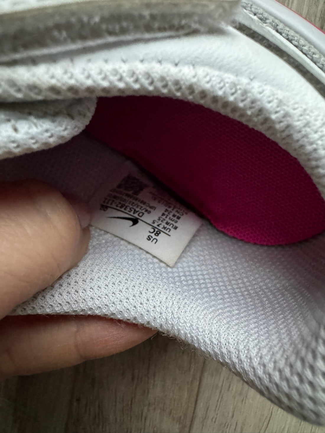 Nike White w/ Pink Shoes