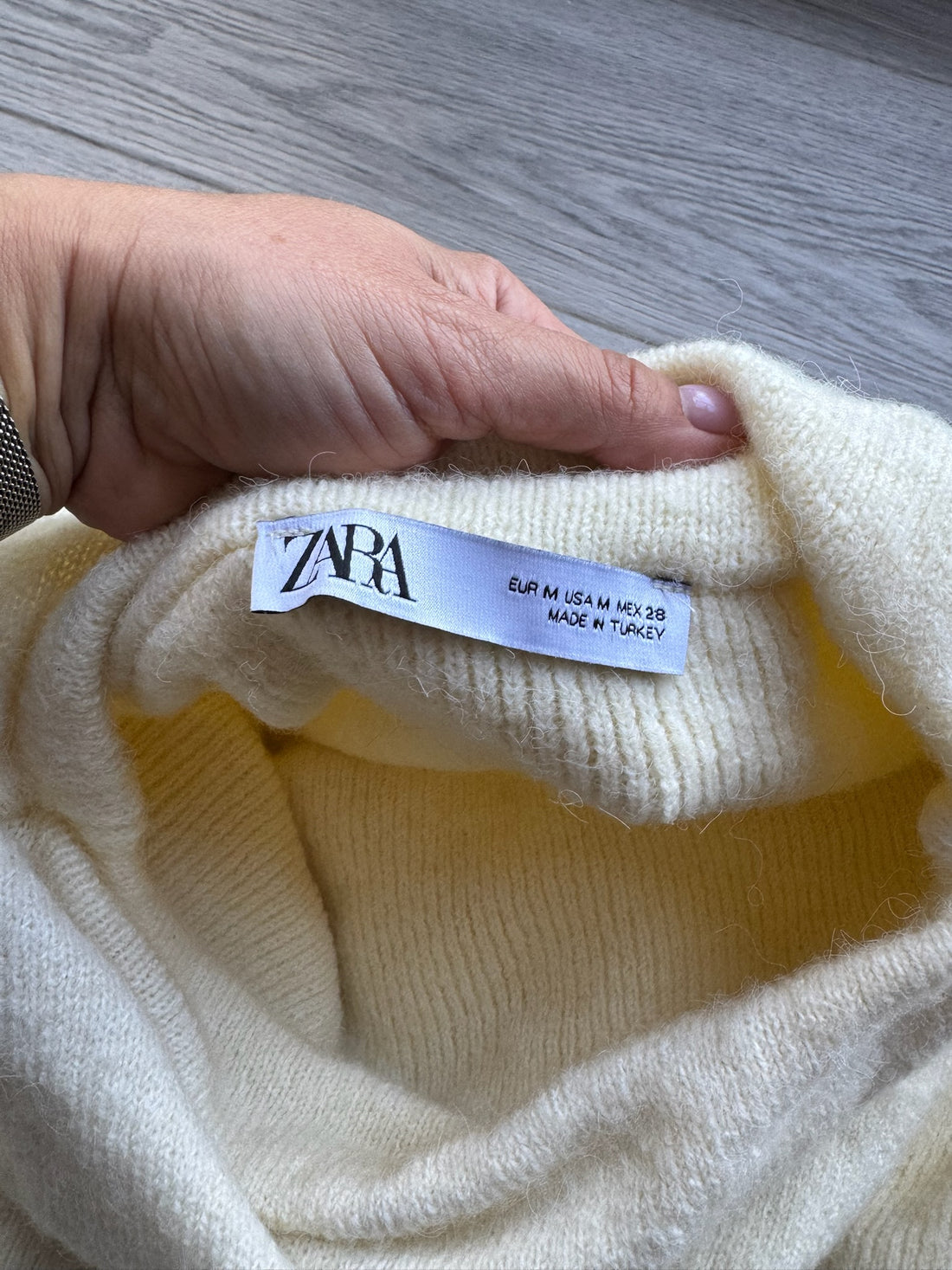 Zara Cream Knit Sweater