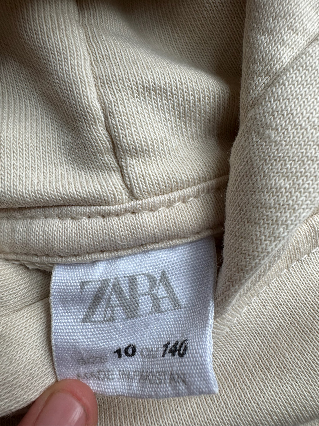 Zara Pullover