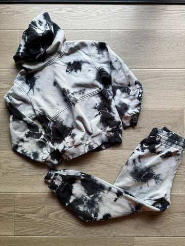 Nike Tie Dye Set