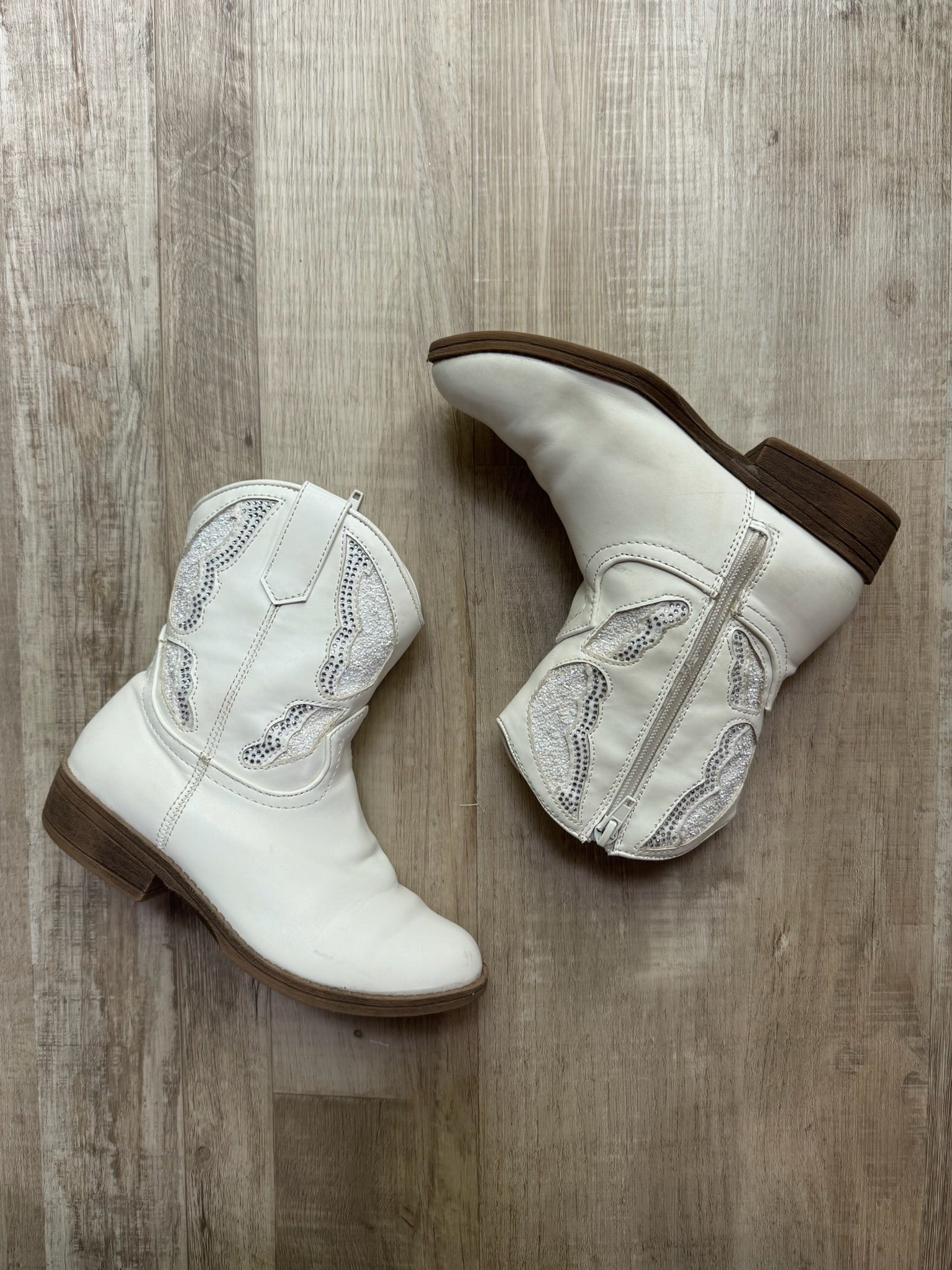 Boutique White Boots