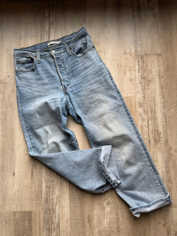 Levi Ribcage Straight Jeans