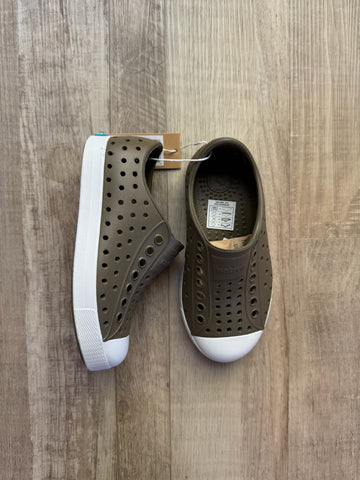 Natives Dark Olive Green NEW